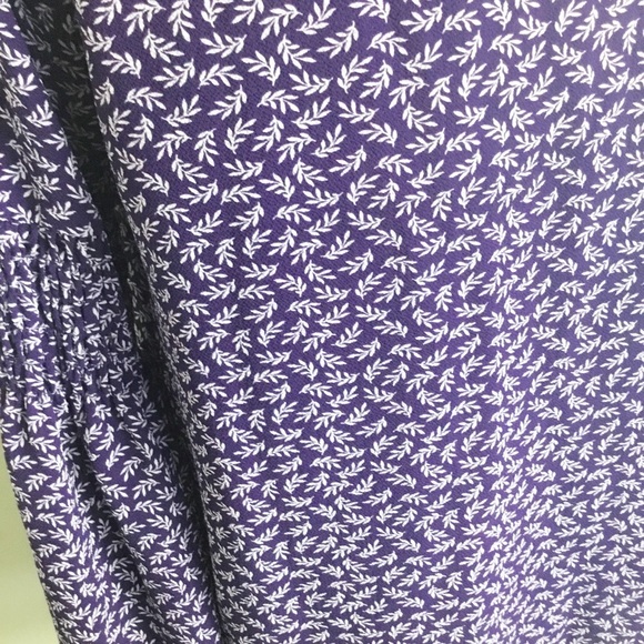 Michael Kors New Bell Shirt Size S Floral Purple - Picture 5 of 5